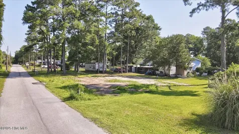 1851 Inland Drive SW Ocean Isle Beach NC 28469