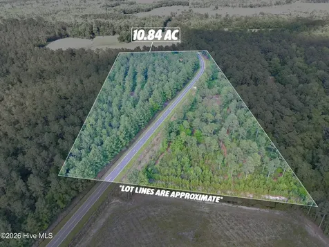 1827 Lightwood Bridge Road Wallace NC 28466