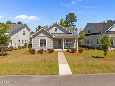 323 Cornubia Drive Castle Hayne NC 28429