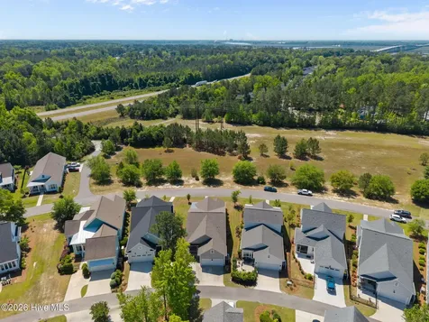 323 Cornubia Drive Castle Hayne NC 28429