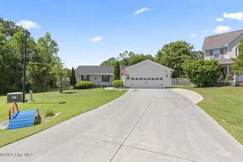 303 N Grazing Court Sneads Ferry NC 28460
