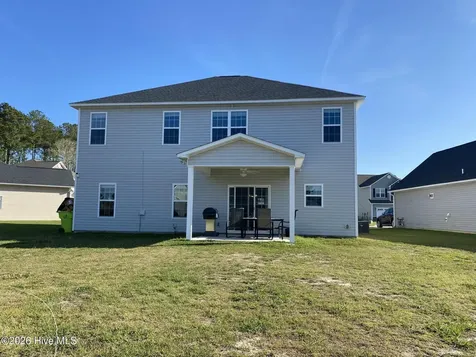1011 Sailfish Street New Bern NC 28562