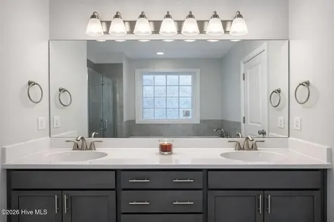 1011 Sailfish Street New Bern NC 28562