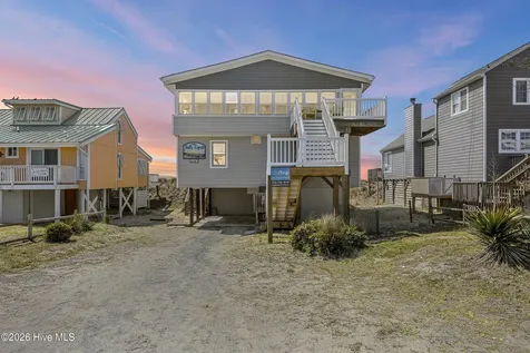 5127 W Beach Drive Oak Island NC 28465