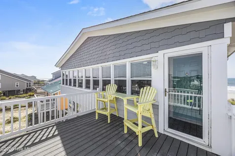 5127 W Beach Drive Oak Island NC 28465