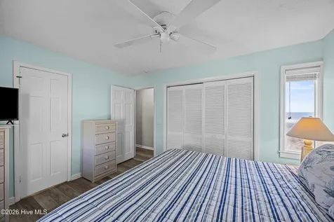 5127 W Beach Drive Oak Island NC 28465