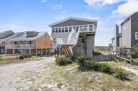 5127 W Beach Drive Oak Island NC 28465