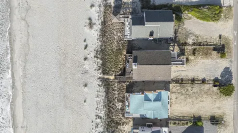 5127 W Beach Drive Oak Island NC 28465