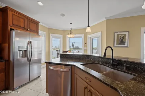 18 Sailview Drive North Topsail Beach NC 28460