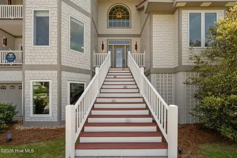 18 Sailview Drive North Topsail Beach NC 28460