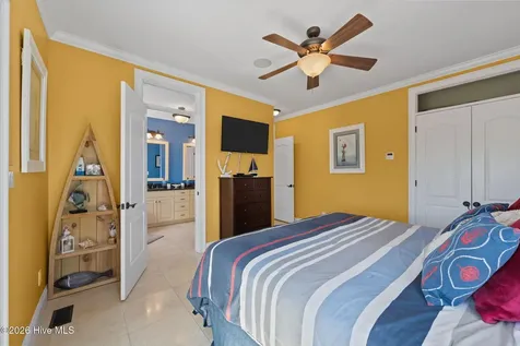 18 Sailview Drive North Topsail Beach NC 28460