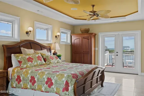 18 Sailview Drive North Topsail Beach NC 28460