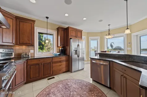 18 Sailview Drive North Topsail Beach NC 28460