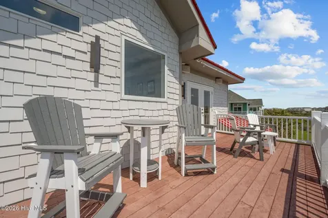 18 Sailview Drive North Topsail Beach NC 28460