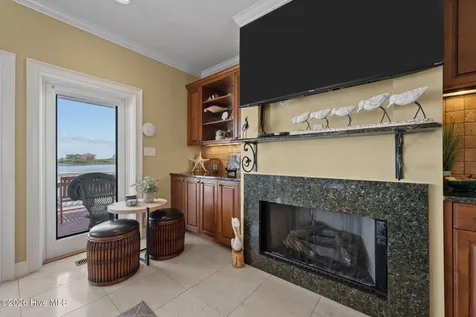 18 Sailview Drive North Topsail Beach NC 28460