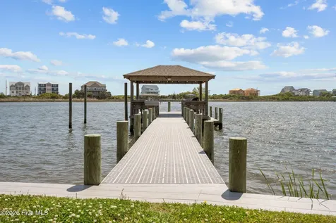 18 Sailview Drive North Topsail Beach NC 28460