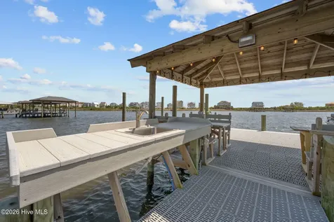 18 Sailview Drive North Topsail Beach NC 28460