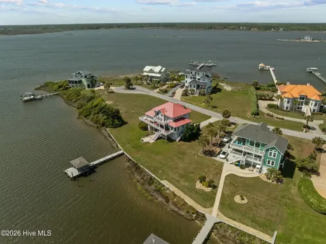 18 Sailview Drive North Topsail Beach NC 28460