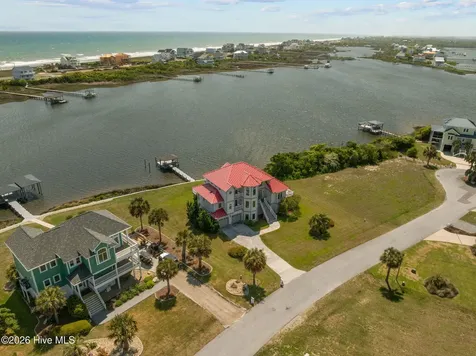 18 Sailview Drive North Topsail Beach NC 28460