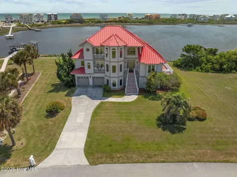 18 Sailview Drive North Topsail Beach NC 28460