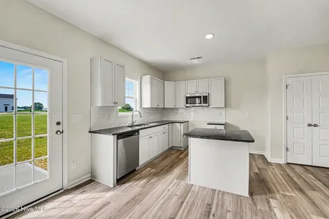 111 Tuscarora Drive La Grange NC 28551