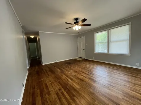 206 D Carlton Street Carthage NC 28327