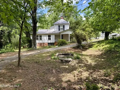 2309 Hwy 220 N Ellerbe NC 28338
