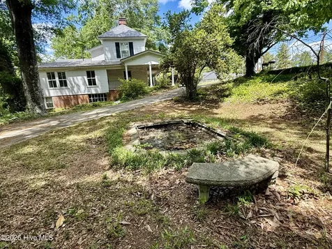 2309 Hwy 220 N Ellerbe NC 28338
