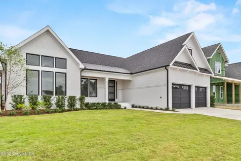 8313 Winding Creek Circle Wilmington NC 28411