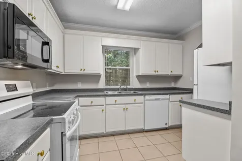 102 S Pineview Avenue Goldsboro NC 27530