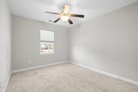 322 Reid Court N Jacksonville NC 28540