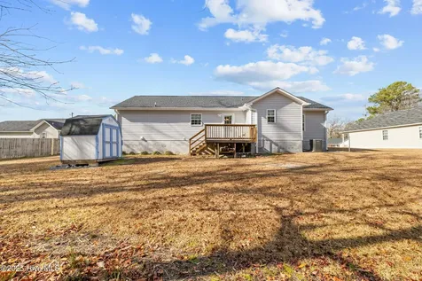 322 Reid Court N Jacksonville NC 28540