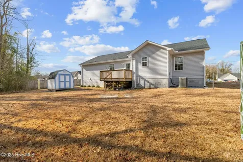 322 Reid Court N Jacksonville NC 28540