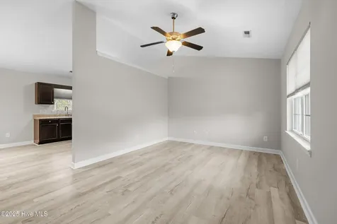 322 Reid Court N Jacksonville NC 28540