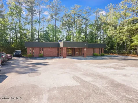 231 Memorial Drive Jacksonville NC 28546