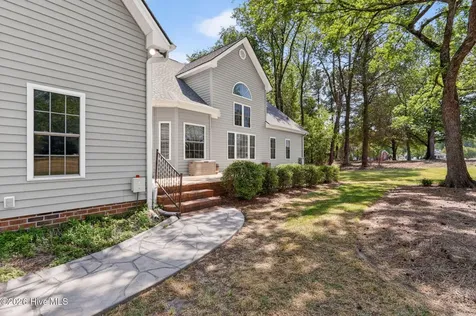 4509 Riverbirch Road N Wilson NC 27896