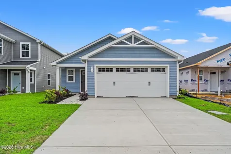 818 Haw Creek Avenue NE Winnabow NC 28479