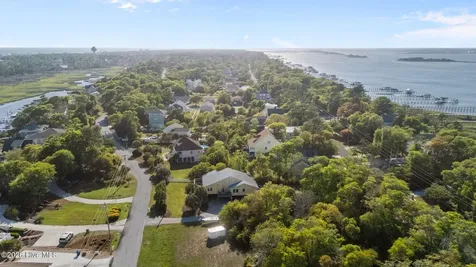 7028 Archers Creek Drive S Emerald Isle NC 28594