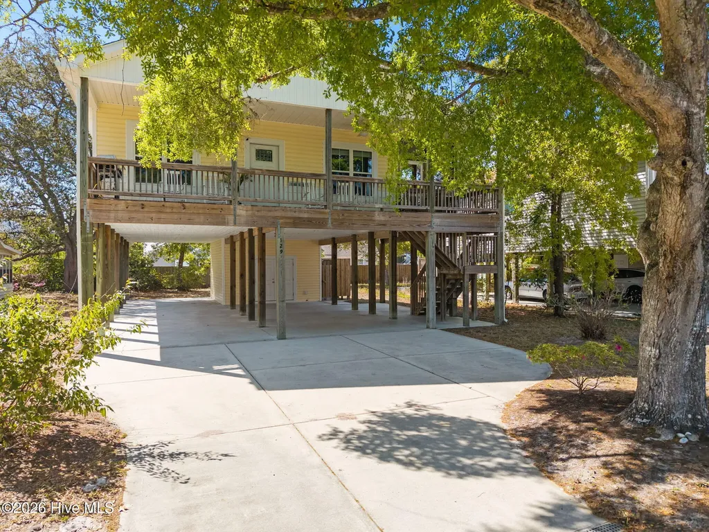 129 NE 8th Street Oak Island NC 28465