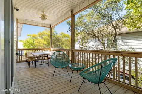 129 NE 8th Street Oak Island NC 28465