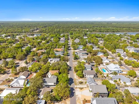 129 NE 8th Street Oak Island NC 28465