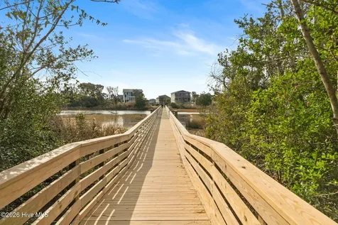 129 NE 8th Street Oak Island NC 28465