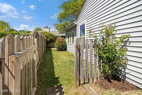 3006 Old Gate Road Morehead City NC 28557