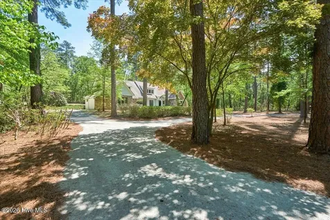 141 Bridgewater Drive Southern Pines NC 28387