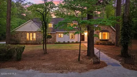 141 Bridgewater Drive Southern Pines NC 28387