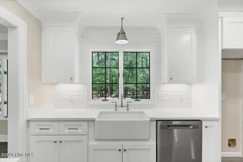 141 Bridgewater Drive Southern Pines NC 28387