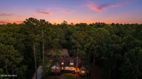 141 Bridgewater Drive Southern Pines NC 28387