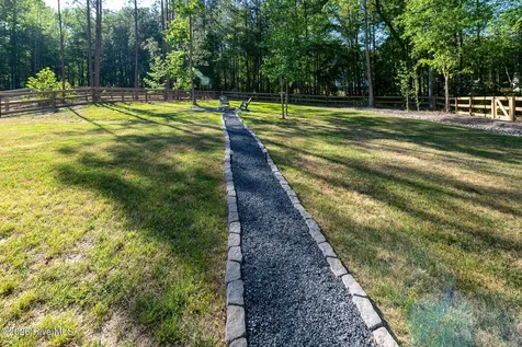 404 Endicott Court Carthage NC 28327