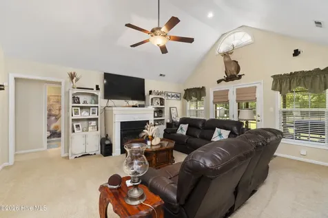 871 E Ridge Road Shawboro NC 27973