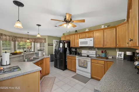871 E Ridge Road Shawboro NC 27973